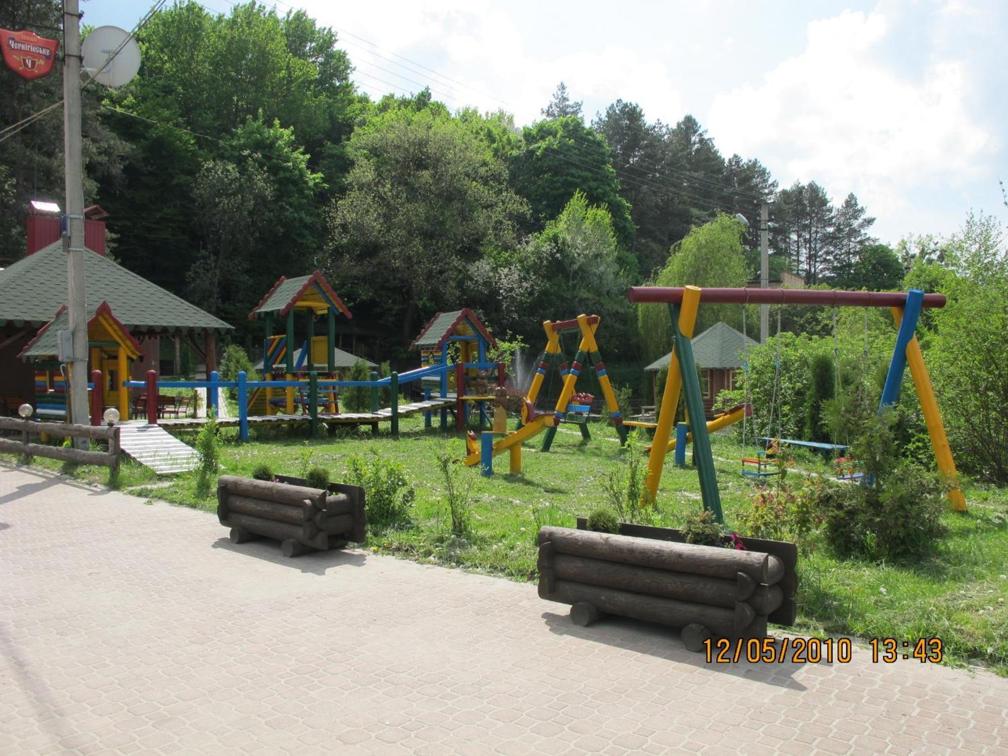 Oazis-M Hotel Babin Bagian luar foto
